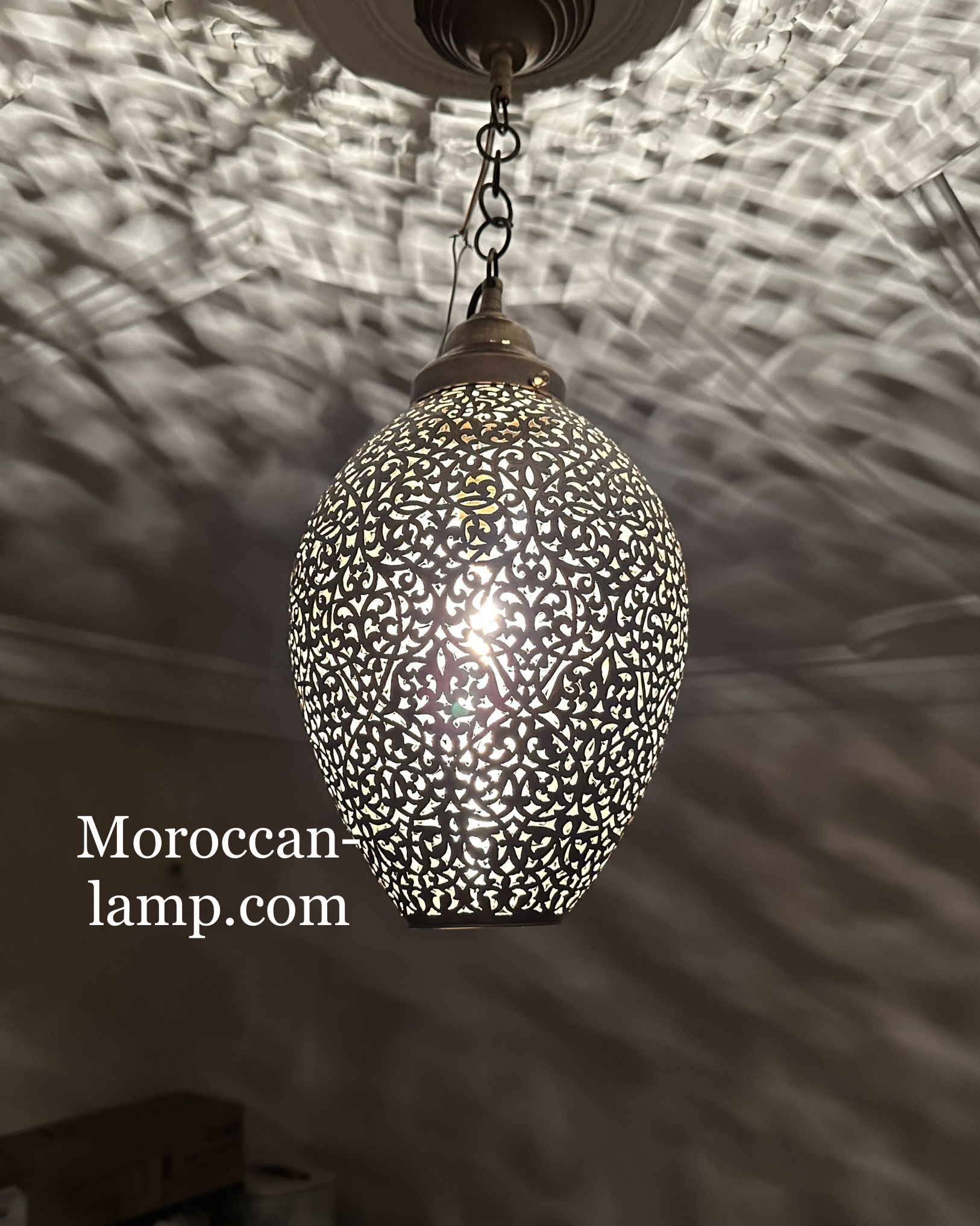Suspension marocaine, plafond de lampe